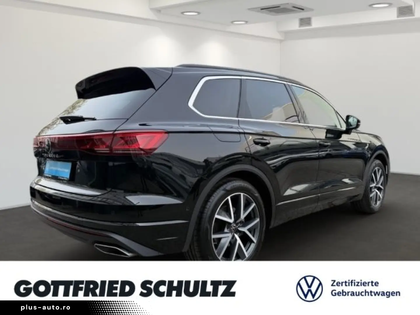 VW Touareg 3.0 TDI 4M MATRIX AHK STHZ LUFT Elegance