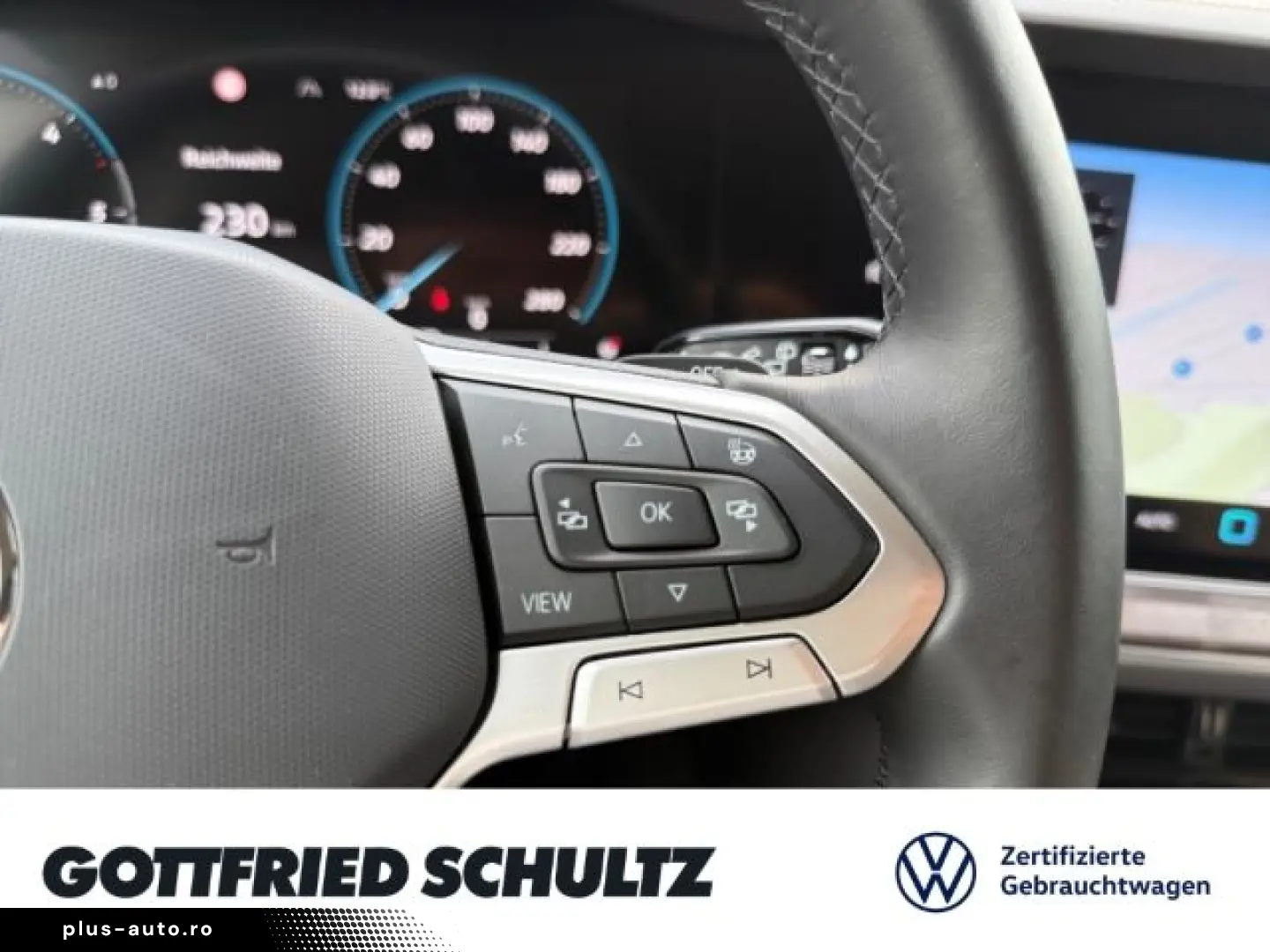 VW Touareg 3.0 TDI 4M MATRIX AHK STHZ LUFT Elegance