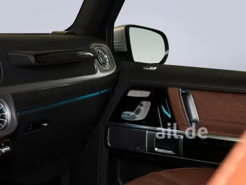 MERCEDES-BENZ G 63 AMG Facelift LED AHK Sportausp. 360 KAM