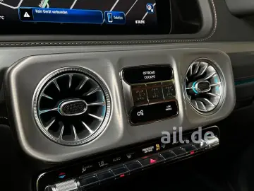 MERCEDES-BENZ G 63 AMG Facelift LED AHK Sportausp. 360 KAM