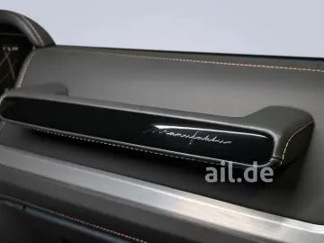 MERCEDES-BENZ G 63 AMG Facelift LED AHK Sportausp. 360 KAM