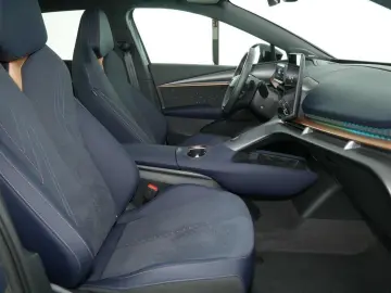 CUPRA Tavascan VZ 77 kWh HEATPUMP PANO MATRIX KAMERA