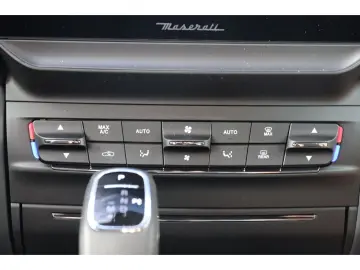 MASERATI Ghibli  Trofeo 334 Final Edtion 1 of 103