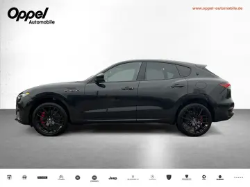 MASERATI Levante Modena Ultima MY24 PANORAMADACH 360 -KAM