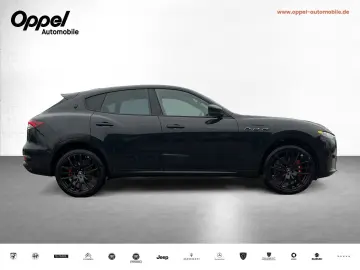 MASERATI Levante Modena Ultima MY24 PANORAMADACH 360 -KAM