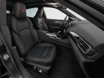 MASERATI Levante Modena S ULTIMA