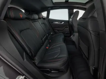 MASERATI Levante Modena S ULTIMA