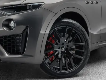 MASERATI Levante Modena S ULTIMA
