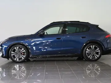 MASERATI Grecale Folgere 550 AWD Pano HUD ACC 20