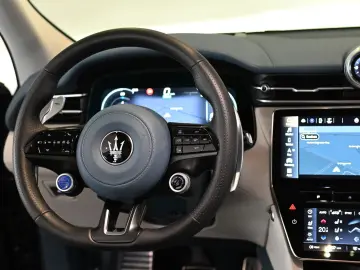 MASERATI Grecale Folgere 550 AWD Pano HUD ACC 20