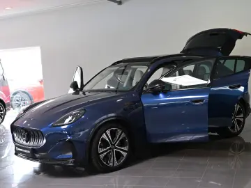 MASERATI Grecale Folgere 550 AWD Pano HUD ACC 20