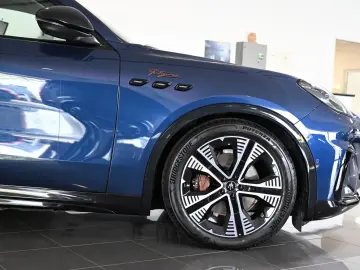 MASERATI Grecale Folgere 550 AWD Pano HUD ACC 20