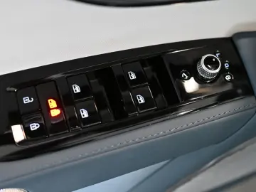 MASERATI Grecale Folgere 550 AWD Pano HUD ACC 20