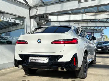BMW X4 xDrive30i M-Sport  LASER HUD