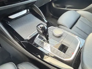 BMW X4 xDrive30i M-Sport  LASER HUD