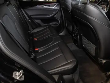 BMW X4 30iMSport HUD Leder 360Kamera