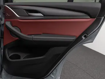 BMW X4 xD30i M Sport Panorama 360 H K