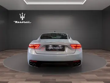 MASERATI GranTurismo Modena