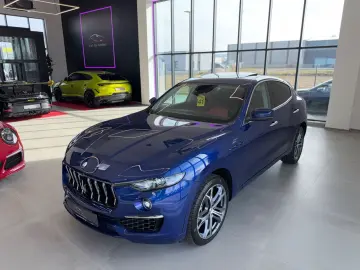MASERATI Levante GT Mild-Hybrid Soft Close Pano 21