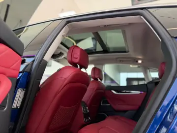 MASERATI Levante GT Mild-Hybrid Soft Close Pano 21