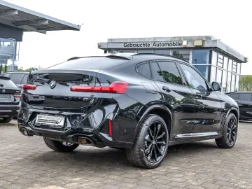 BMW X4 xDrive30i M Sport HUD PANO NAVI LED