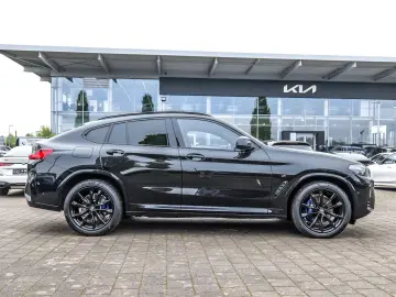 BMW X4 xDrive30i M Sport HUD PANO NAVI LED