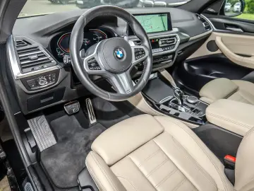 BMW X4 xDrive30i M Sport HUD PANO NAVI LED