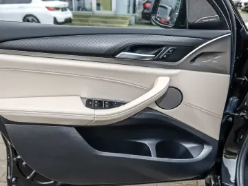 BMW X4 xDrive30i M Sport HUD PANO NAVI LED