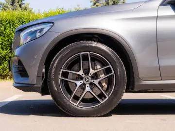 Mercedes Benz GLC 250d_Coupe_4M_PachetNight_Burmaster_360