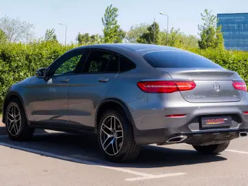 Mercedes Benz GLC 250d_Coupe_4M_PachetNight_Burmaster_360