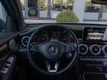 Mercedes Benz GLC 250d_Coupe_4M_PachetNight_Burmaster_360