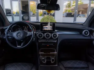 Mercedes Benz GLC 250d_Coupe_4M_PachetNight_Burmaster_360