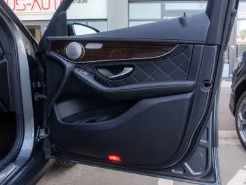 Mercedes Benz GLC 250d_Coupe_4M_PachetNight_Burmaster_360