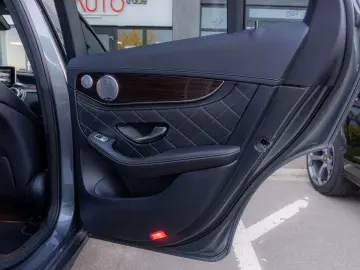 Mercedes Benz GLC 250d_Coupe_4M_PachetNight_Burmaster_360