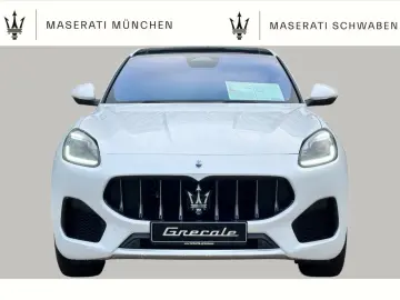 MASERATI Grecale  Head-Up  Ganzjahresreifen  Panoramadach