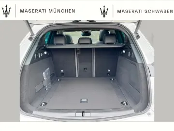 MASERATI Grecale  Head-Up  Ganzjahresreifen  Panoramadach