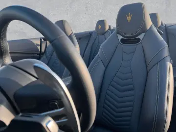 MASERATI GranCabrio Trofeo V6 AWD ACC HUD LED