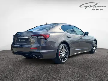 MASERATI Ghibli Modena Ultima