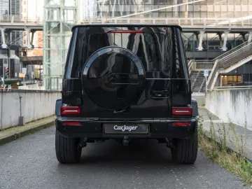 MERCEDES-BENZ FACELIFT   VAT   Black