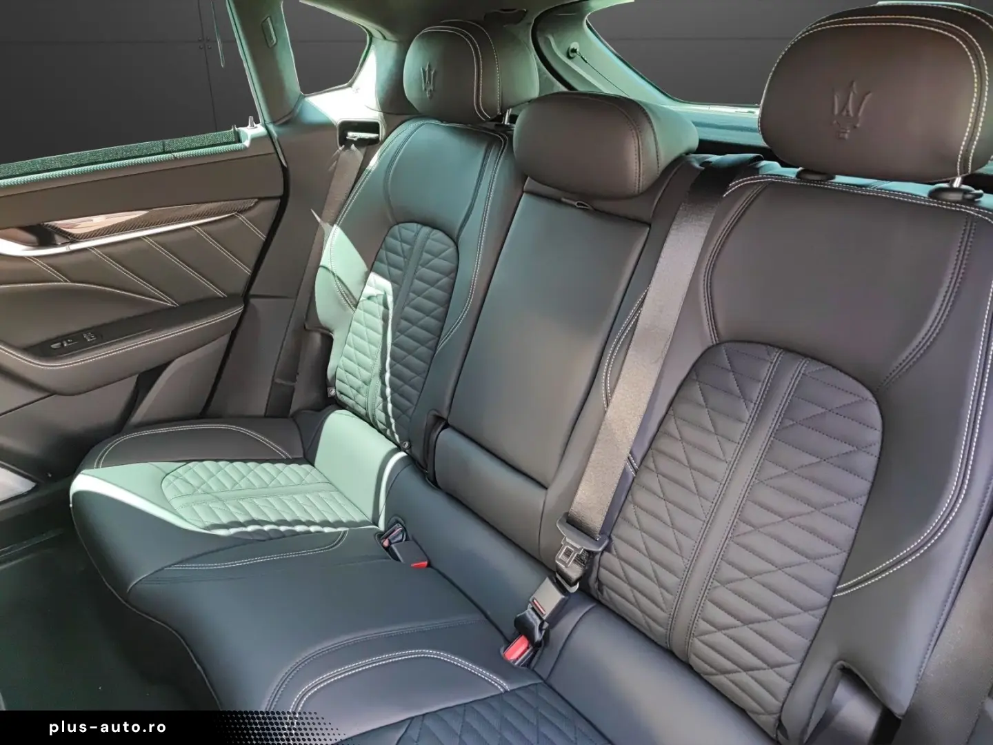 MASERATI Levante Trofeo    Fuori-Serie Zest Orange Lime