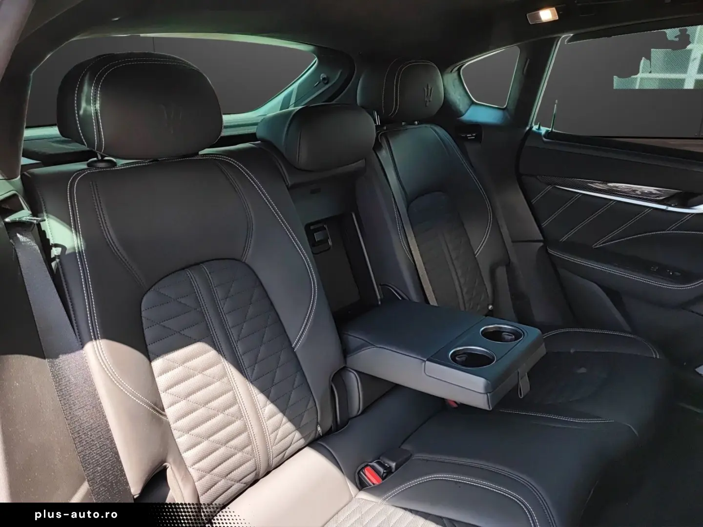 MASERATI Levante Trofeo    Fuori-Serie Zest Orange Lime