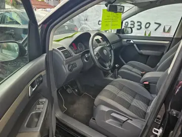 Vw Touran 1.9 tdi model United cu 7 locuri