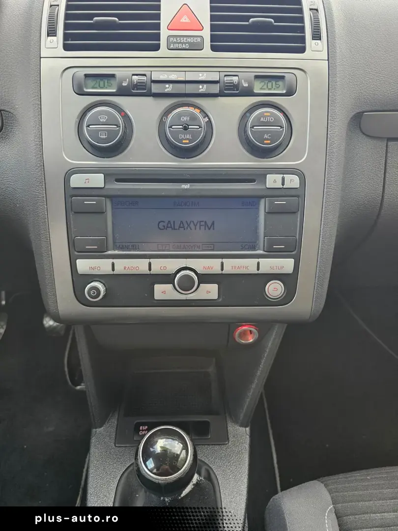 Vw Touran 1.9 tdi model United cu 7 locuri