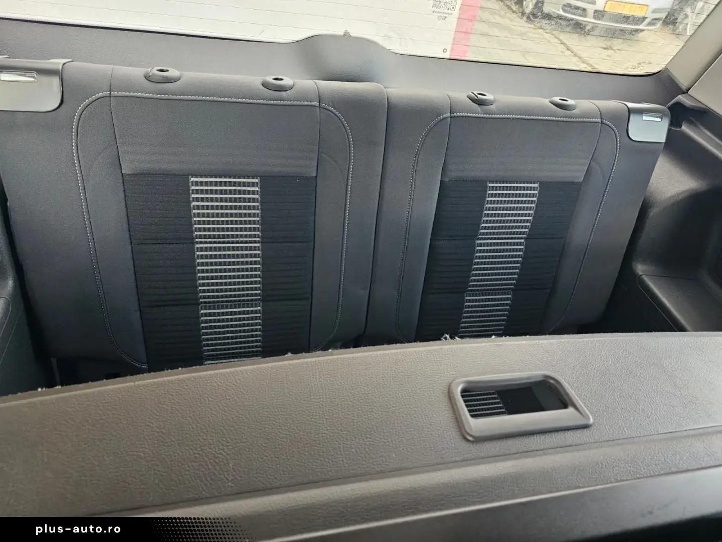 Vw Touran 1.9 tdi model United cu 7 locuri