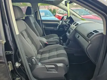 Vw Touran 1.9 tdi model United cu 7 locuri