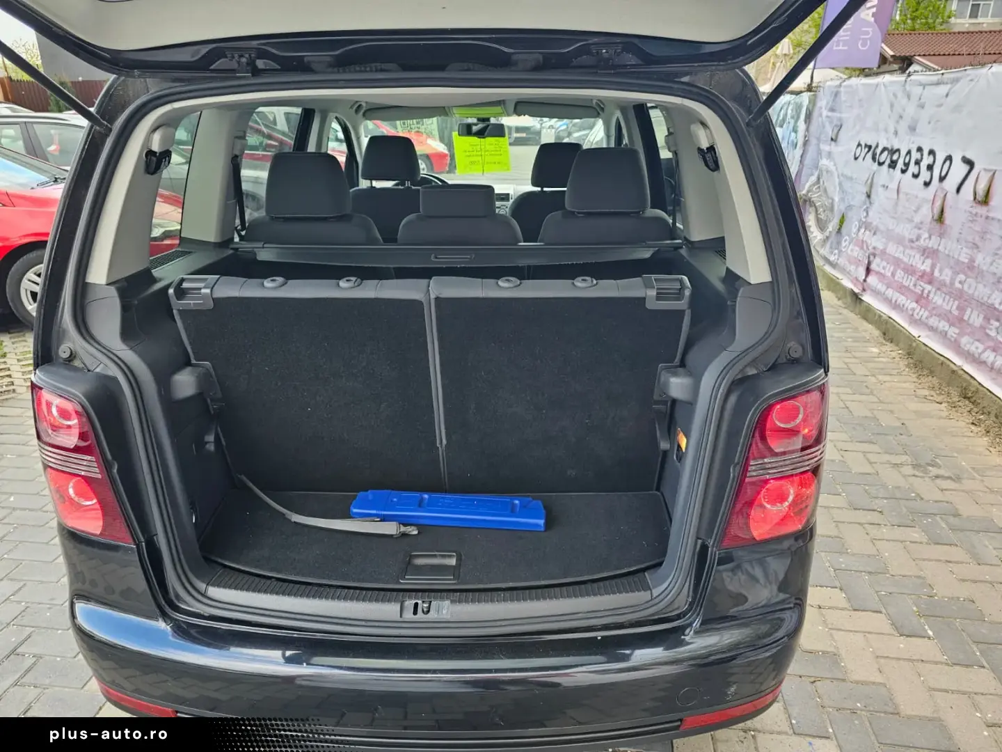 Vw Touran 1.9 tdi model United cu 7 locuri