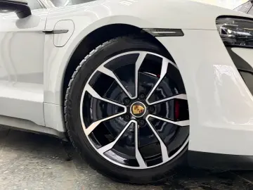PORSCHE TAYCAN 4S PERFORMANCE BATTERY-PLUS CHRONO BOSE
