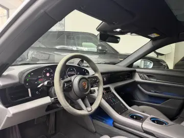 PORSCHE TAYCAN 4S PERFORMANCE BATTERY-PLUS CHRONO BOSE