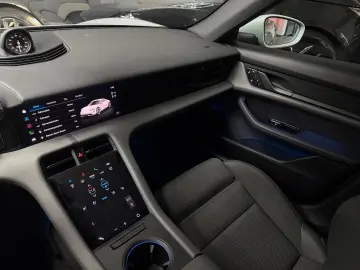 PORSCHE TAYCAN 4S PERFORMANCE BATTERY-PLUS CHRONO BOSE