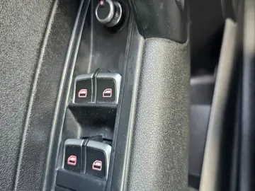 Audi A1 S-tronik 2016 Euro 6 125 cai Climatronic